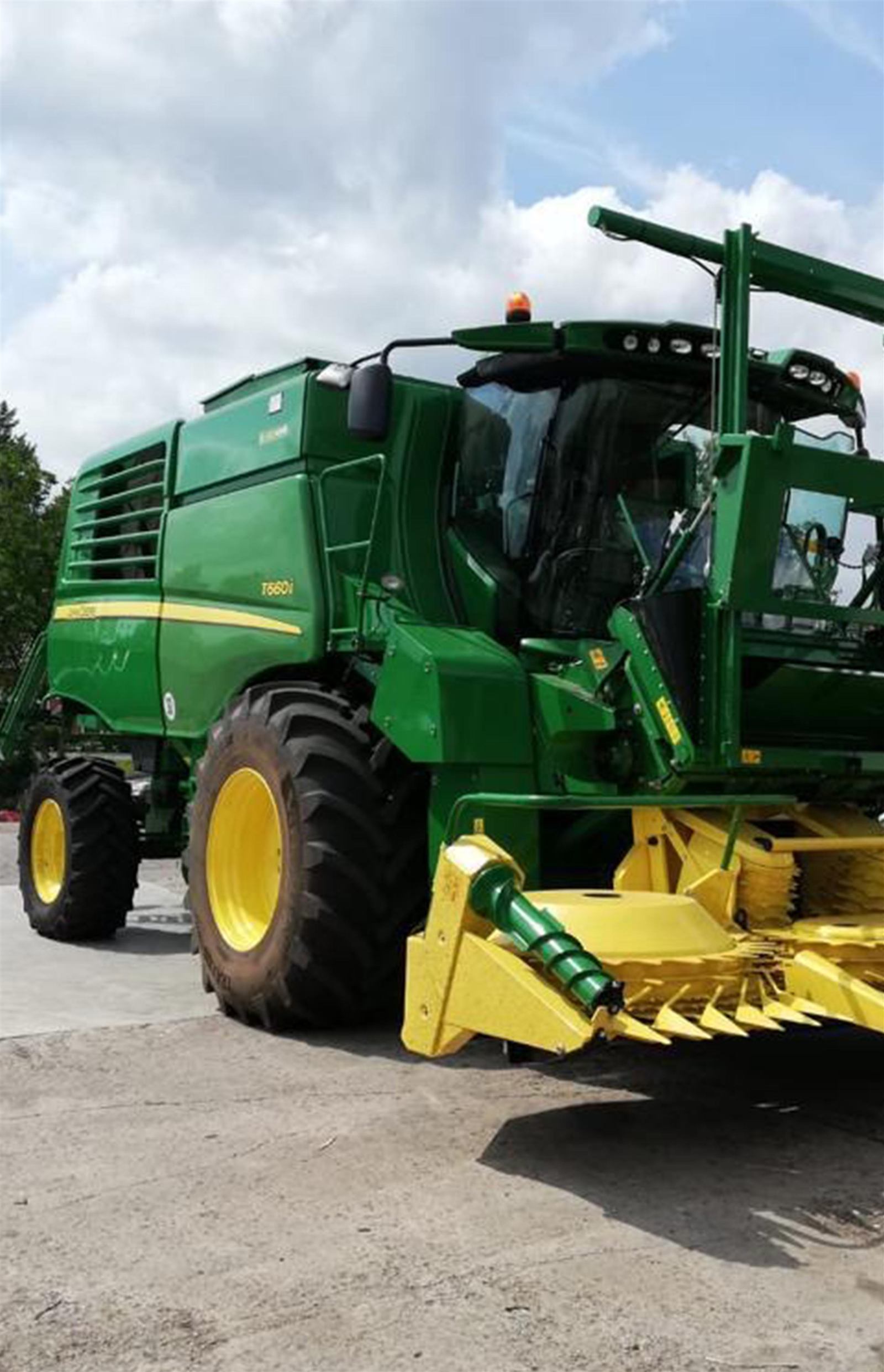 Behandeling van corrosie op een stalen constructie